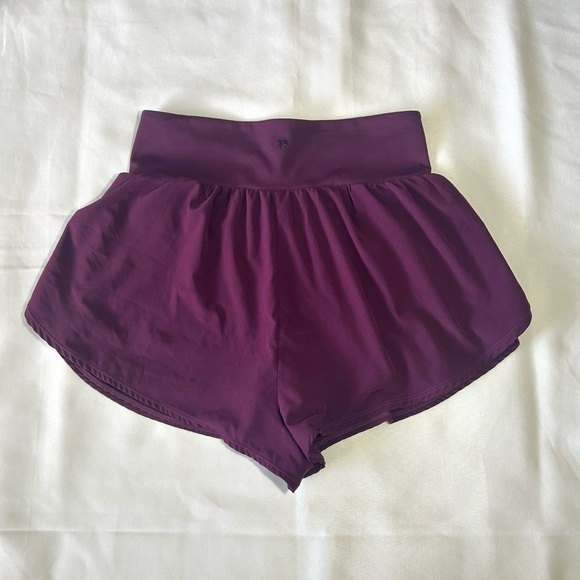 PacSun Plum Purple Athletic Butterfly Shorts w/ Spandex Short Lining Sz S - Picture 2 of 4